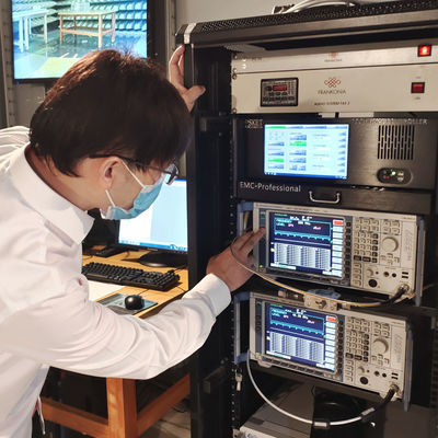 Serviços da terceira dos testes e de autenticação da compatibilidade eletrónica Emi Esd dos laboratórios de testes da eletrônica da exposição de diodo emissor de luz