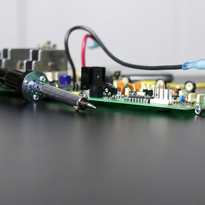 Componente eletrônico dos instrumentos da certificação do teste de laboratório do Fcc Ccc que testa o serviço rápido da detecção e da certificação