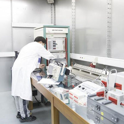 Detecção da certificação do Gs Cqm dos Cb do teste de laboratório da lâmpada da lanterna elétrica e serviço da certificação