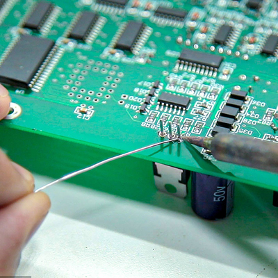 O UL certificou o teste de laboratório da lâmpada na certificação do ISO 9001 dos serviços do tempo